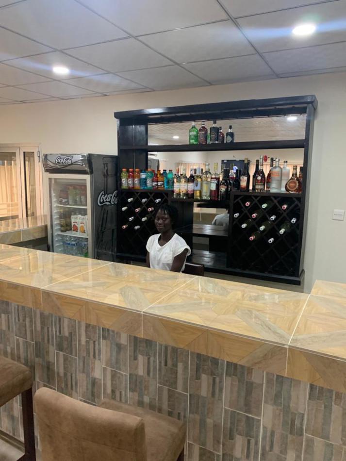 SierraLeone-SkyInn-bar_SL